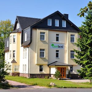 Konsumhotel am Park